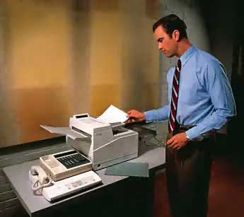 Xerox Corporation     НЕКОТОРЫЕ ФАКСЫ способны отправлять и принимать стандартные письма за несколько секунд.