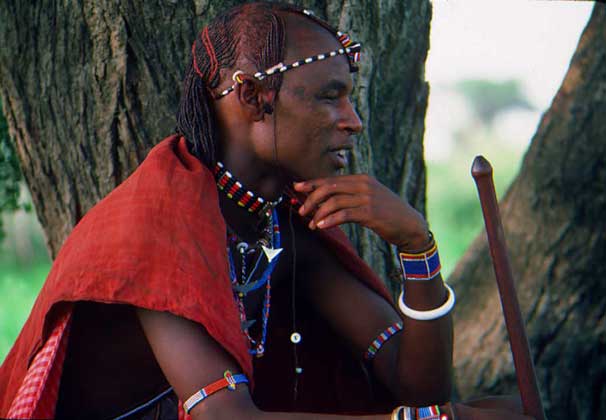  IGDA/C. Sappa     ПРЕДСТАВИТЕЛЬ НАРОДА МАСАИ, проживающего в пограничных районах Кении и Танзании.