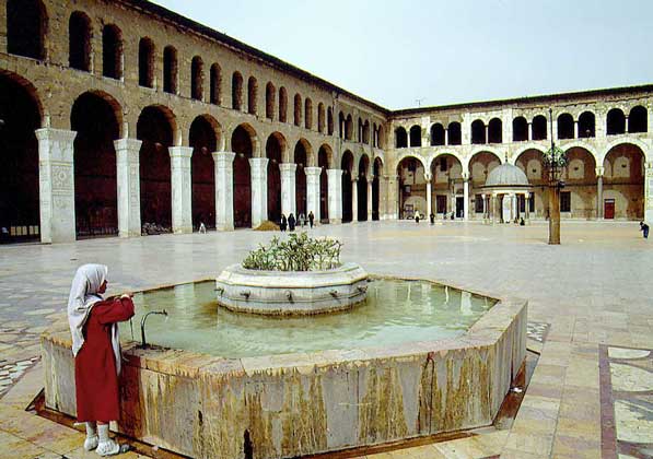  IGDA/C. Sappa     ВНУТРЕННИЙ ДВОР мечети Омейядов в Дамаске