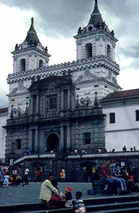  IGDA/M. Seemuller     ЦЕРКОВЬ Сан-Франсиско в Кито. Построена в 1534–1650. Архитекторы Х.Рикке и А.Родригес.