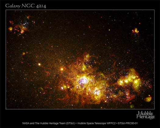  NASA     ЯРКИЕ ОБЛАСТИ ЗВЕЗДООБРАЗОВАНИЯ в галактике типа Irr NGC 4214. Космический телескоп Хаббла